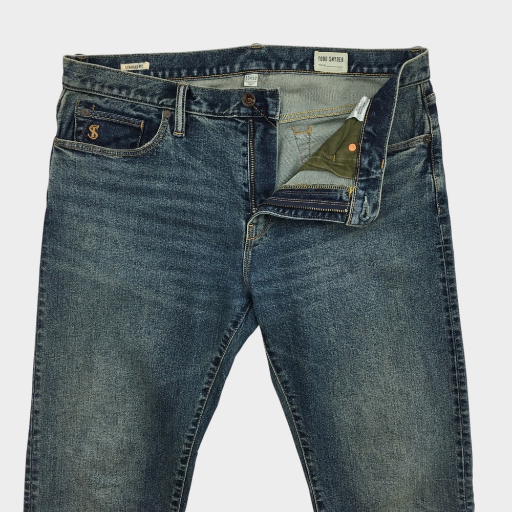 Todd Snyder Men’s Straight Jeans in Washed Indigo Blue
